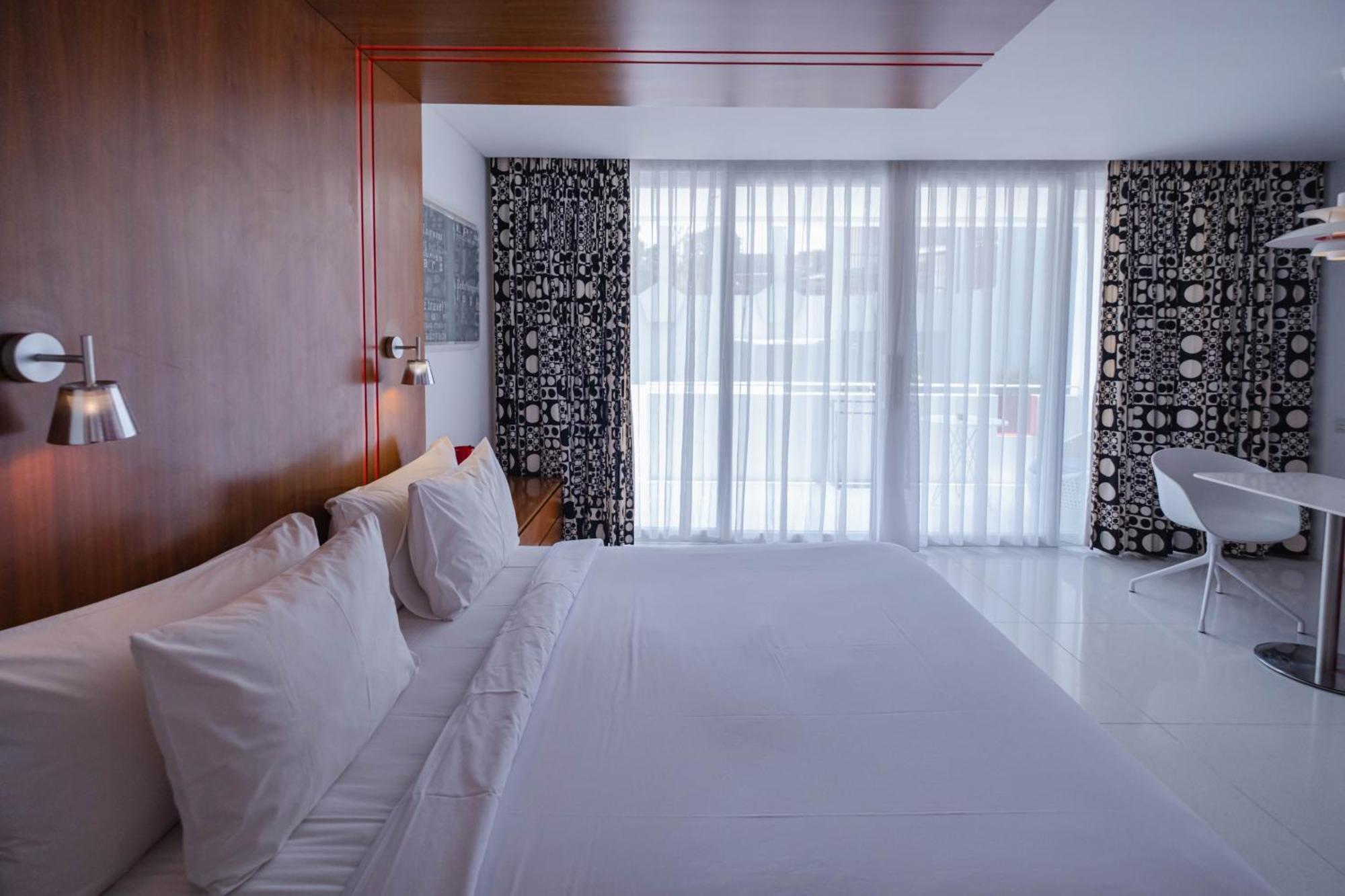 Chill Hotel Seminyak Exterior foto